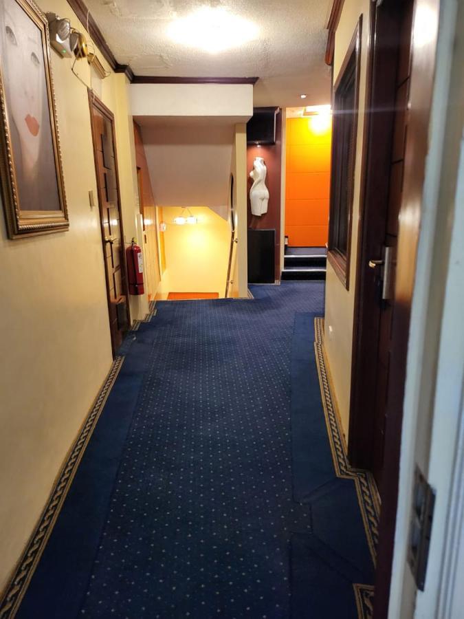 Fields Palace Hotel Анхелес Экстерьер фото