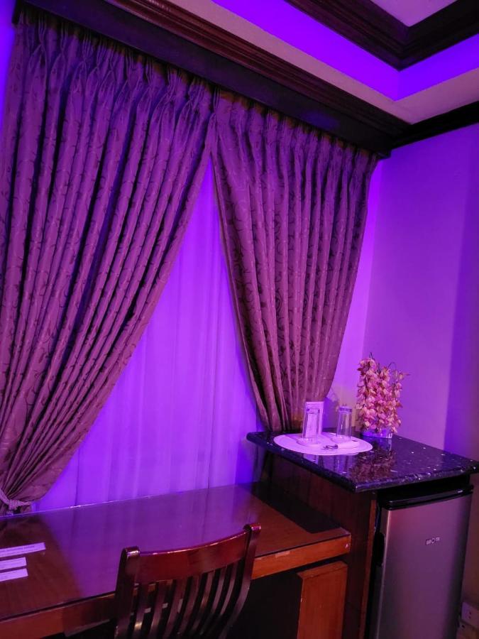 Fields Palace Hotel Анхелес Экстерьер фото