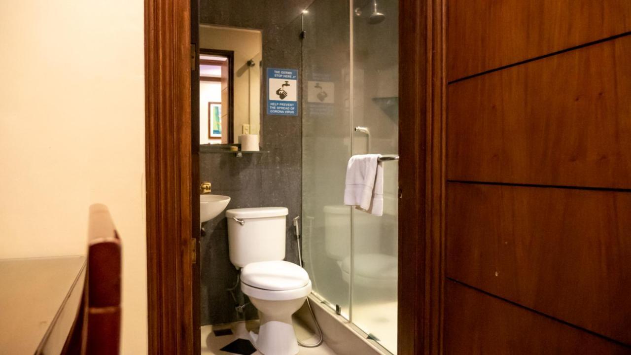Fields Palace Hotel Анхелес Экстерьер фото