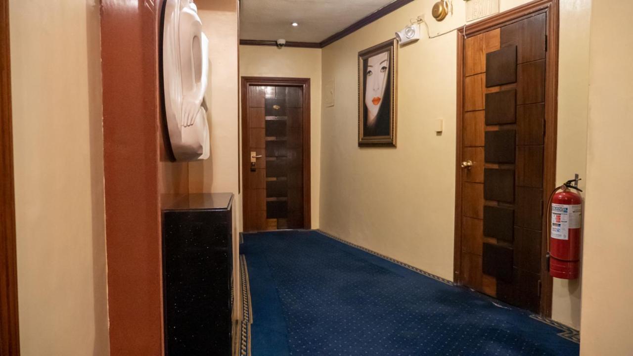 Fields Palace Hotel Анхелес Экстерьер фото